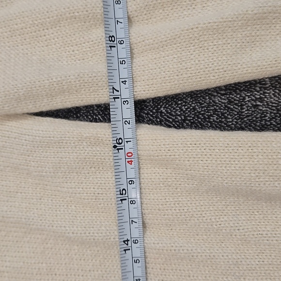 Cream Knit Sweater American Eagle size M - Picture 6 of 7